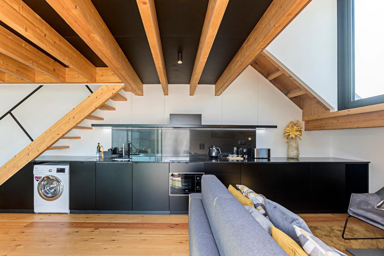 Downtown Duplex W/ Amazing Terrace By Lovelystay Porto Exterior foto